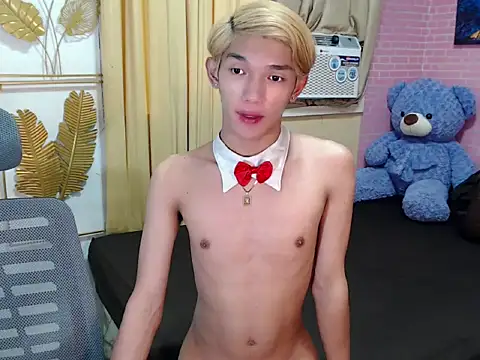 Snapshot of fuckerfriendsxx chatting on April 2026 02:27:02 AM fuckerfriendsxx online show from April 2026 02:27:02 AM