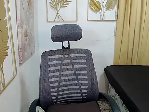 fuckerfriendsxx online show from February 2026 03:52:01 PM