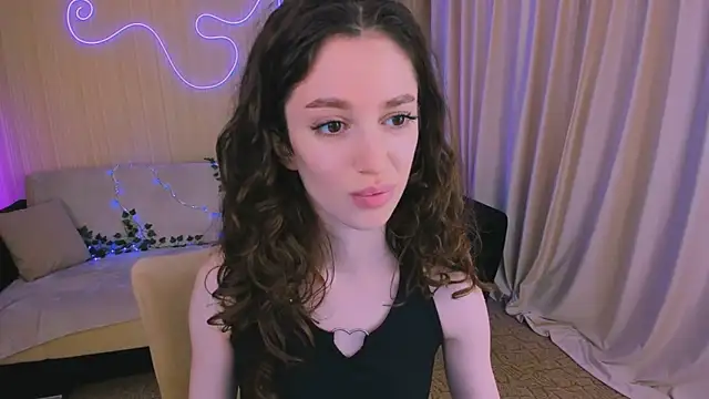 ChristinaConteeree online show from September 2025 01:29:01 PM