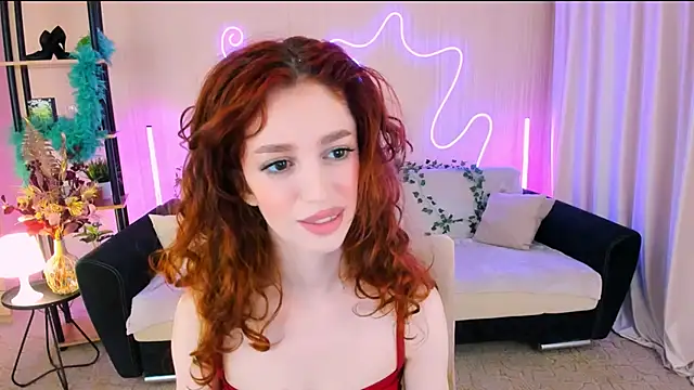 ChristinaConteeree online show from November 2025 04:21:01 PM