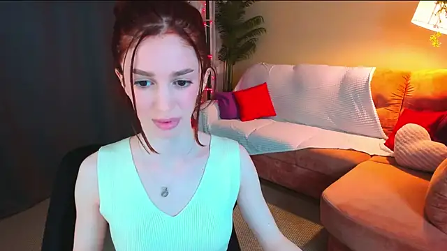 ChristinaConteeree online show from May 2026 01:25:02 PM