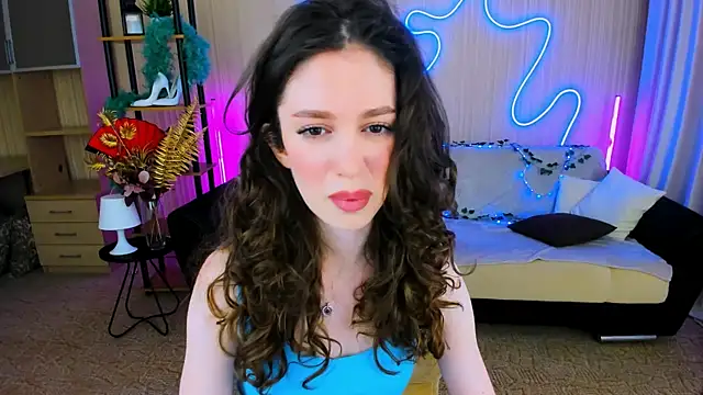 ChristinaConteeree online show from September 2025 04:19:02 PM