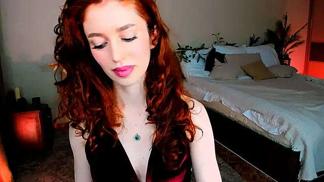 ChristinaConteeree online show from December 2025 02:16:02 PM