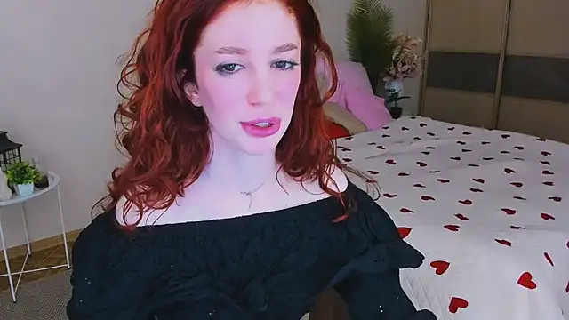 ChristinaConteeree online show from May 2026 11:35:01 AM