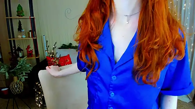 ChristinaConteeree online show from December 2025 01:24:02 PM