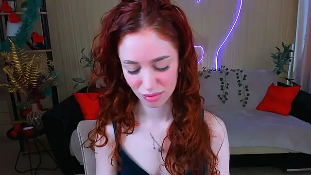 ChristinaConteeree online show from May 2026 10:27:01 AM
