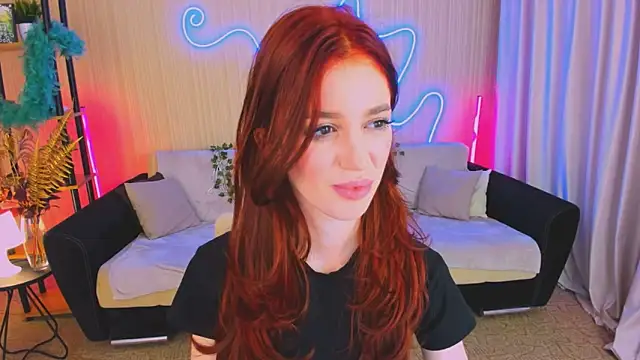 ChristinaConteeree online show from October 2025 08:10:01 PM