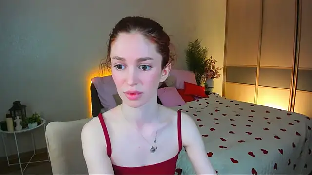 ChristinaConteeree online show from May 2026 04:49:01 PM