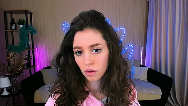 ChristinaConteeree online show from September 2025 01:28:01 PM