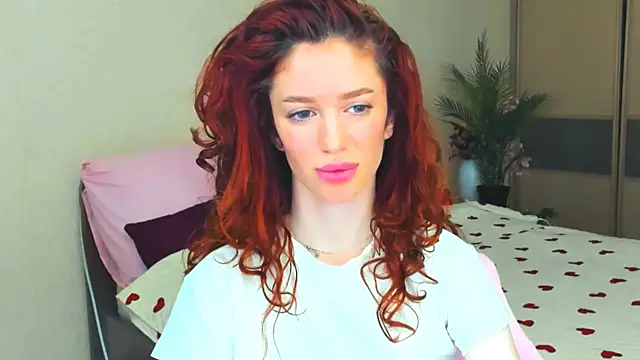 Snapshot of ChristinaConteeree chatting on July 2026 11:19:01 AM ChristinaConteeree online show from July 2026 11:19:01 AM