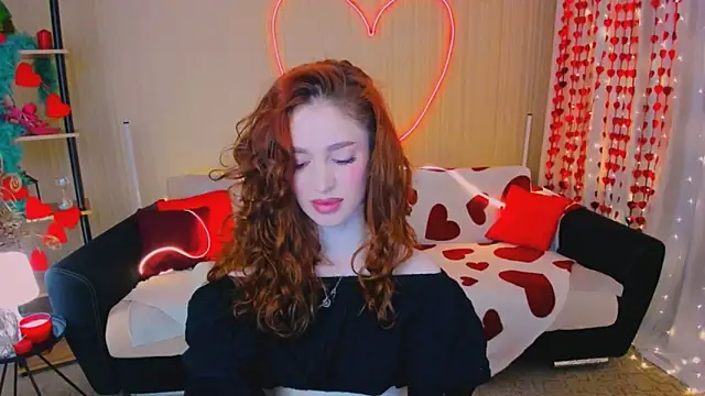 ChristinaConteeree online show from February 2026 06:29:02 PM