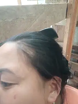 Love-Ly99 online show from October 2025 04:33:01 AM