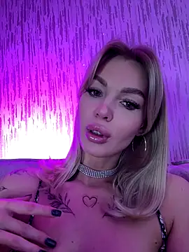 miss veroNika online show from December 2025 03:40:01 AM