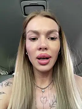 Snapshot of miss_veroNika chatting on June 2026 05:12:01 AM miss veroNika online show from June 2026 05:12:01 AM