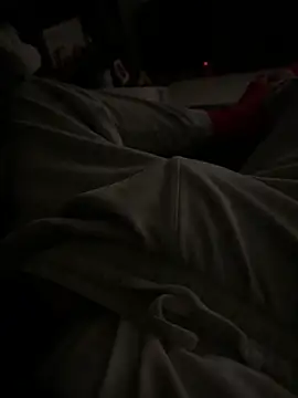 Snapshot of Frankieyyy1 chatting on December 2025 01:23:02 AM Frankieyyy1 online show from December 2025 01:23:02 AM