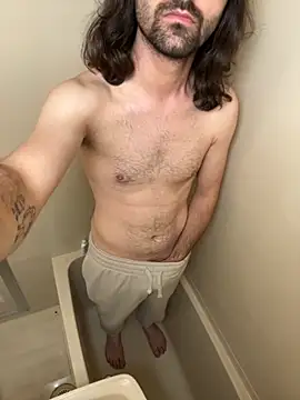 Snapshot of Frankieyyy1 chatting on October 2025 07:09:01 AM Frankieyyy1 online show from October 2025 07:09:01 AM