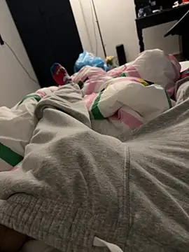 Snapshot of Frankieyyy1 chatting on November 2025 11:16:01 PM Frankieyyy1 online show from November 2025 11:16:01 PM