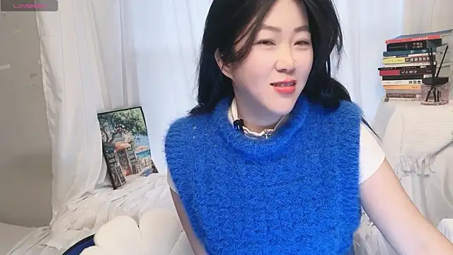 Emmaq996 online show from March 2026 07:30:02 AM