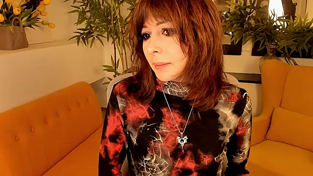 Snapshot of CrystallBloom chatting on September 2025 01:30:01 AM CrystallBloom online show from September 2025 01:30:01 AM