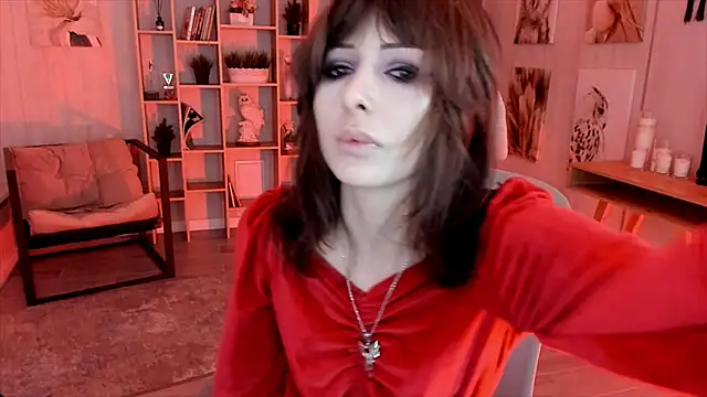 Snapshot of CrystallBloom chatting on October 2025 01:40:01 AM CrystallBloom online show from October 2025 01:40:01 AM