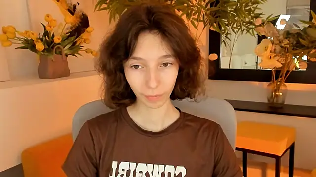 EmmanuellBrown online show from November 2025 12:09:01 PM