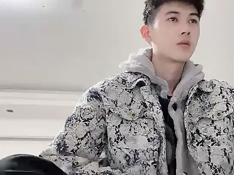 xiaojie2563 online show from December 2025 11:11:01 AM