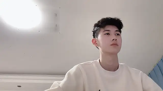 xiaojie2563 online show from March 2026 11:03:02 AM