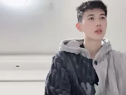 xiaojie2563 online show from December 2025 10:28:02 AM