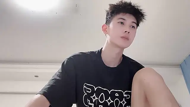 xiaojie2563 online show from October 2025 10:27:02 AM