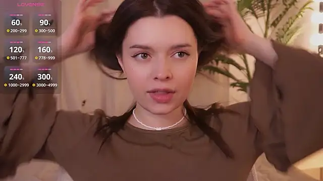 BlissHey online show from October 2025 06:18:02 PM