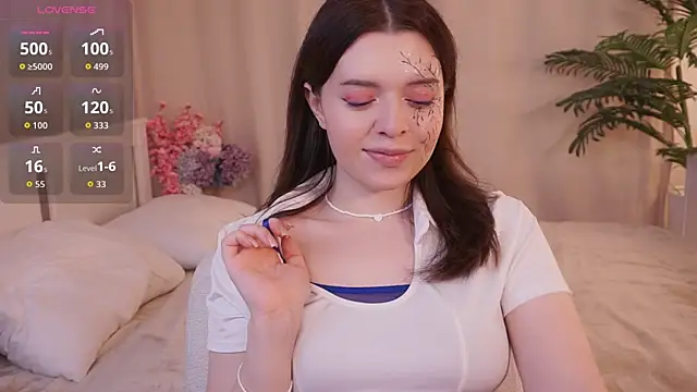 BlissHey online show from October 2025 04:19:01 PM