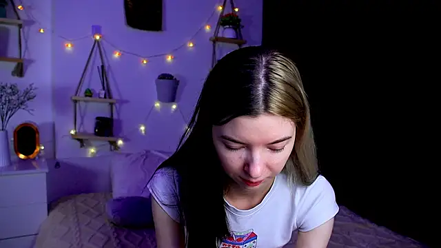 EmmieBlade online show from October 2025 07:22:02 PM
