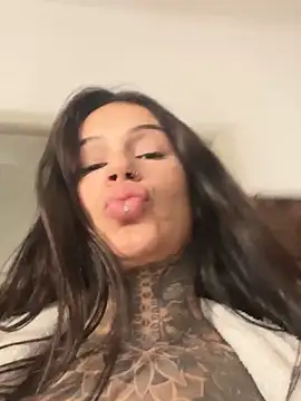 sereiaruiva99 online show from May 2026 05:05:02 PM