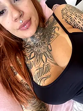 Snapshot of sereiaruiva99 chatting on October 2025 03:45:02 PM sereiaruiva99 online show from October 2025 03:45:02 PM