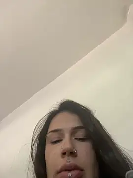 sereiaruiva99 online show from May 2026 05:54:02 PM