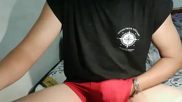 Snapshot of bigbb101011 chatting on December 2025 11:16:01 AM bigbb101011 online show from December 2025 11:16:01 AM