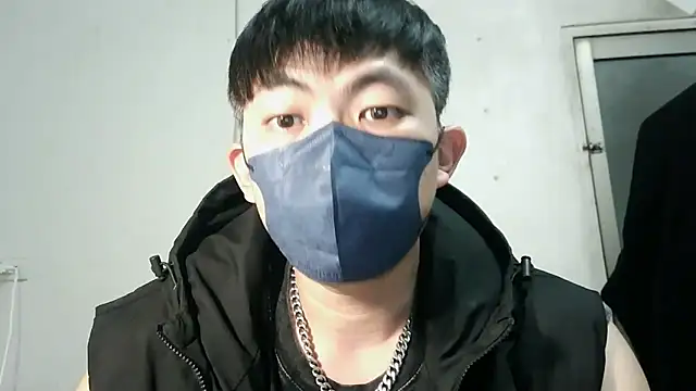 Snapshot of bigbb101011 chatting on January 2026 01:15:02 PM bigbb101011 online show from January 2026 01:15:02 PM