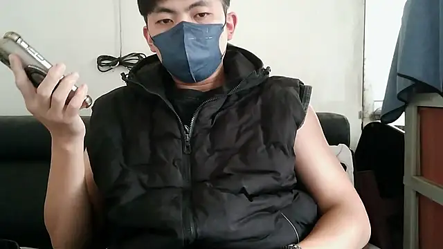 Snapshot of bigbb101011 chatting on January 2026 05:36:02 AM bigbb101011 online show from January 2026 05:36:02 AM