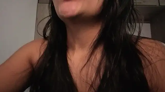 Candela    online show from November 2025 10:16:02 AM