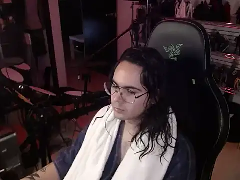 Snapshot of dorrey21 chatting on October 2025 07:04:02 PM dorrey21 online show from October 2025 07:04:02 PM