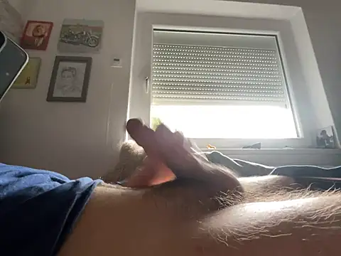 xmilolivex online show from March 2026 08:17:01 AM