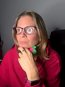 Lexi-Lux-X online show from October 2025 02:49:02 AM