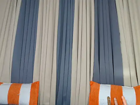 Snapshot of Trexiehot chatting on December 2025 04:33:01 AM Trexiehot online show from December 2025 04:33:01 AM