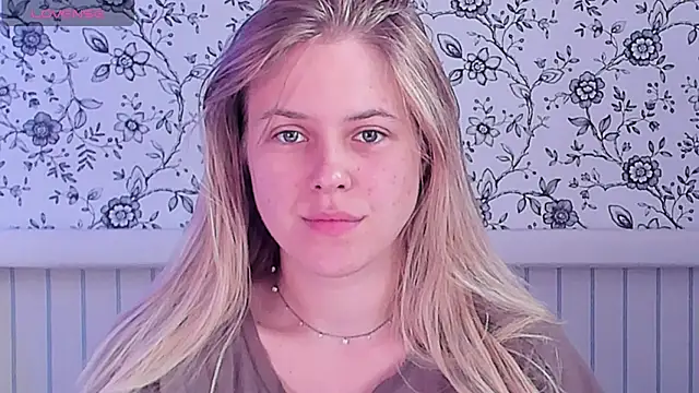 Snapshot of AngelAnty chatting on July 2026 01:10:02 PM AngelAnty online show from July 2026 01:10:02 PM