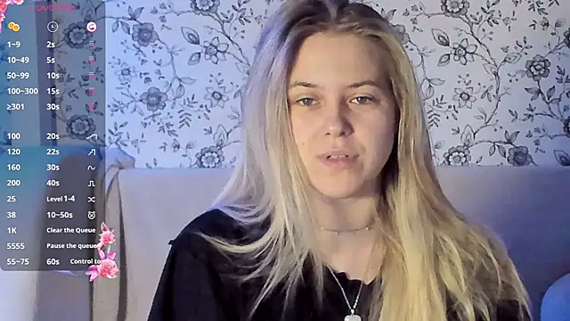 AngelAnty online show from December 2025 01:59:02 PM