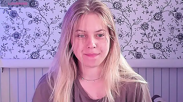 Snapshot of AngelAnty chatting on July 2026 01:29:02 PM AngelAnty online show from July 2026 01:29:02 PM