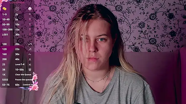 AngelAnty online show from November 2025 01:11:01 PM