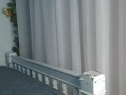 Snapshot of angelainparis28 chatting on November 2025 06:05:01 AM angelainparis28 online show from November 2025 06:05:01 AM