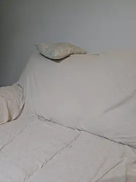 thecurvyanna  online show from February 2026 08:15:02 PM