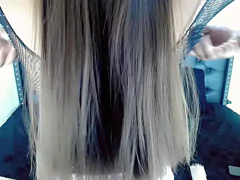 Sasha - online show from November 2025 06:33:02 PM